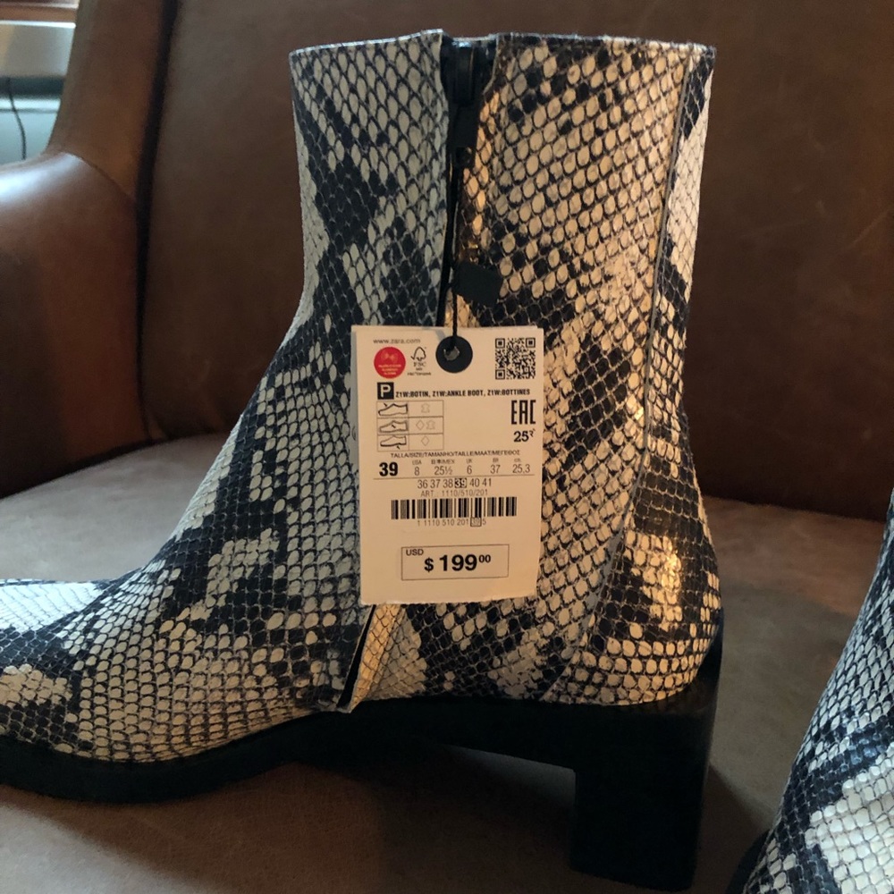 Soldout Zara Snakeskin leather square heel boots - Picture 7 of 8